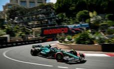 Cómo tres coches parados arruinaron el fin de semana de Fernando Alonso