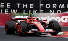 Superpole de Carlos Sainz, que se permite soñar con la victoria; Fernando Alonso lo otea desde el 13º