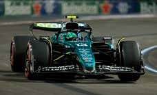 Carlos Sainz y Fernando Alonso arrancan con dudas; Mercedes se asoma
